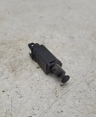Volkswagen Golf III Brake pedal sensor switch 191945515