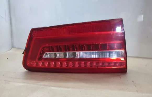 Audi A6 S6 C7 4G Tailgate rear/tail lights 4G9945093B