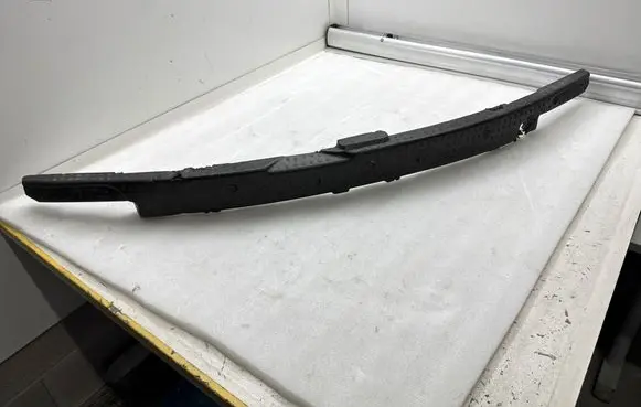 Front bumper foam support bar