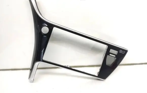 Radio/GPS head unit trim