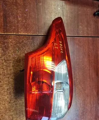 Ford Focus Rear/tail lights BM5113405G BM5113405H