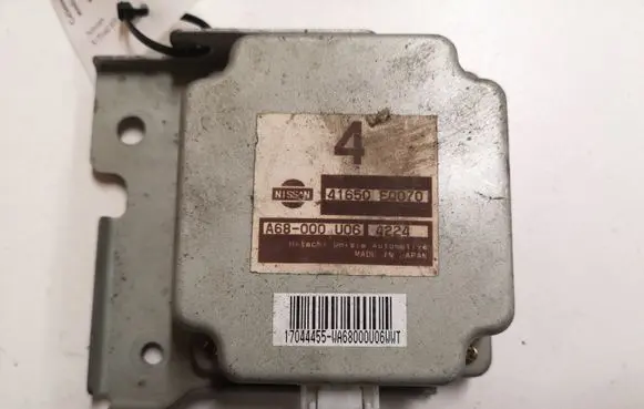 Nissan X-Trail T30 Torque split ecu control unit/module 41650EQ070 A68000U06 4224
