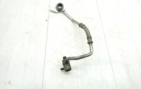 Peugeot 5008 Turbo turbocharger oiling pipe/hose