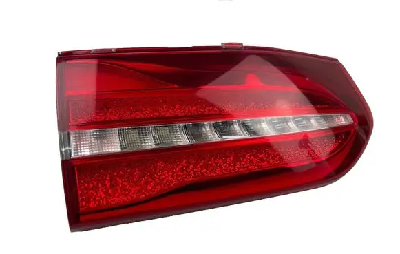 Tailgate rear/tail lights