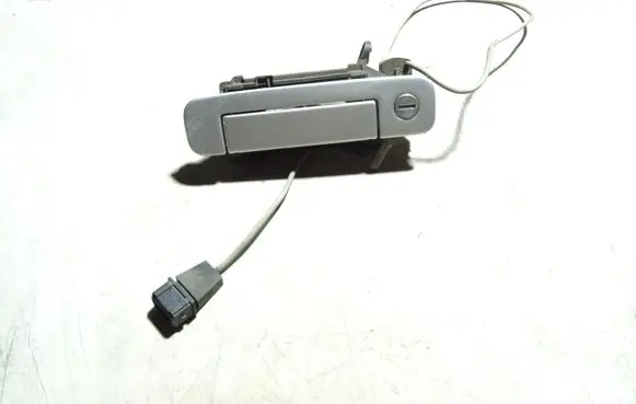 Audi A8 S8 D2 4D Front door exterior handle 4A0837205