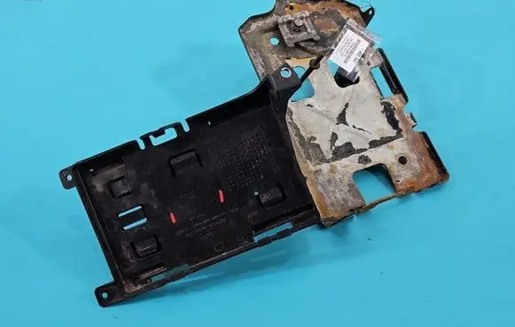 Opel Insignia B Oil filter mounting bracket 84407923 IMPRK1465342
