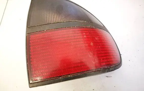 Renault Laguna I Rear/tail lights 7700820051