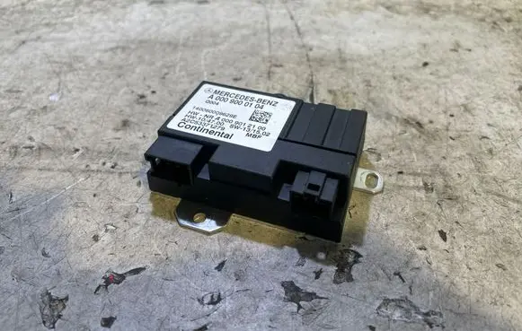 Mercedes-Benz GL X166 Fuel injection pump control unit/module A0009000104 140060009629E A2C53371279