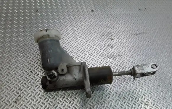 Nissan Terrano Clutch master cylinder