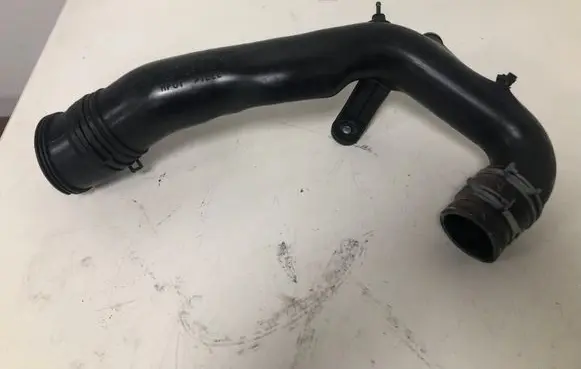 Volkswagen Polo Intercooler hose/pipe 6Q0129654BD