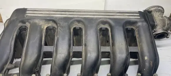 BMW 5 E39 Intake manifold