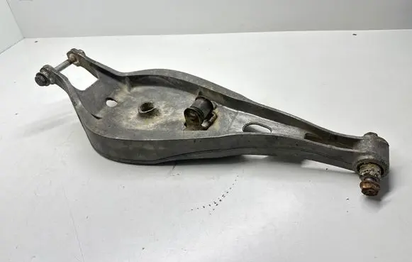 BMW 3 E46 Rear upper control arm/wishbone 1094889