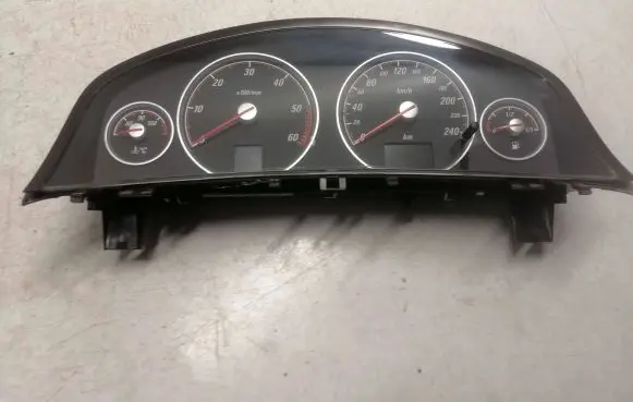 Opel Signum Speedometer (instrument cluster) 93182021