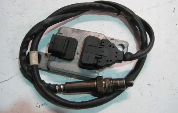 Volkswagen Tiguan Lambda probe sensor 04L907805L