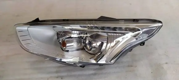 Ford B-MAX Headlight/headlamp AV11-13W030