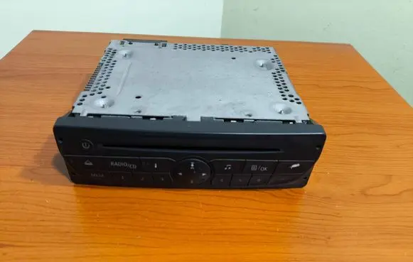 Opel Movano A Radio/CD/DVD/GPS head unit 