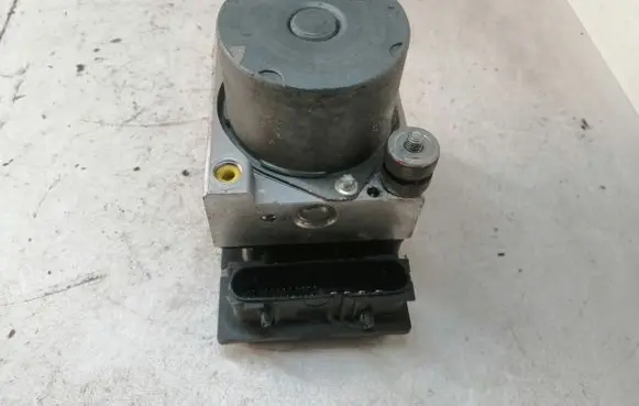Toyota Aygo AB10 ABS Pump 445100H010 0265231579 060911