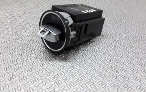 Volkswagen PASSAT B6 Ignition lock 3C0905843 3115Q07S