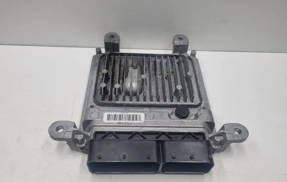 Mercedes-Benz E W212 Engine control unit/module A6519003701 6519003701