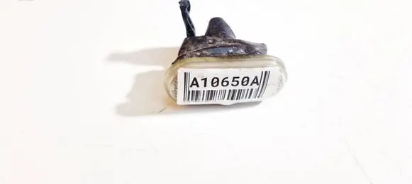 Nissan Qashqai Front fender indicator light 