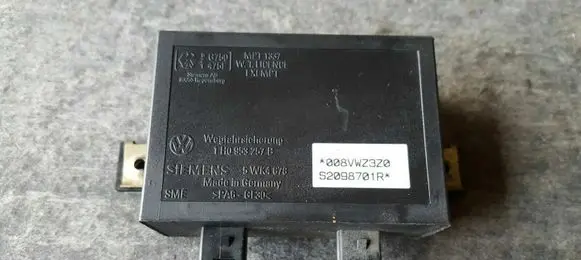 Volkswagen Golf III Immobilizer control unit/module 1H0953257B