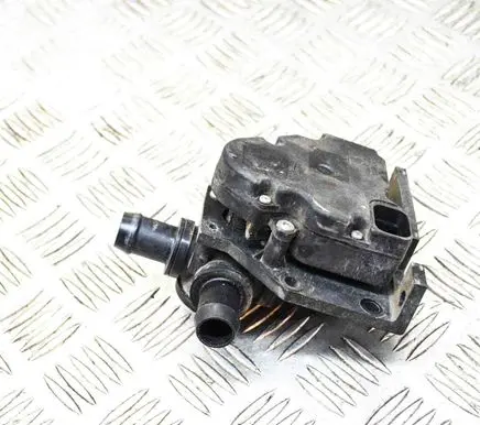 Tesla Model S Electric auxiliary coolant/water pump