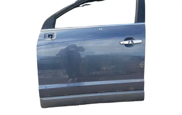 Opel Antara Front door