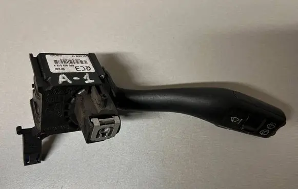 Audi A3 S3 A3 Sportback 8P Wiper control stalk 8P0953519A 01203610 20361071335275