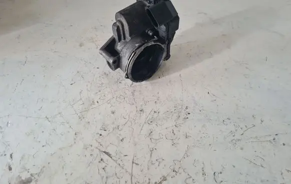 Volkswagen Golf V Engine shut-off valve 