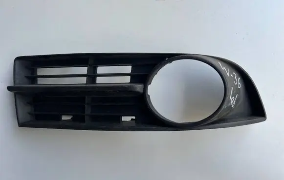 Volkswagen Touran I Front bumper lower grill 1T0853666A 13404