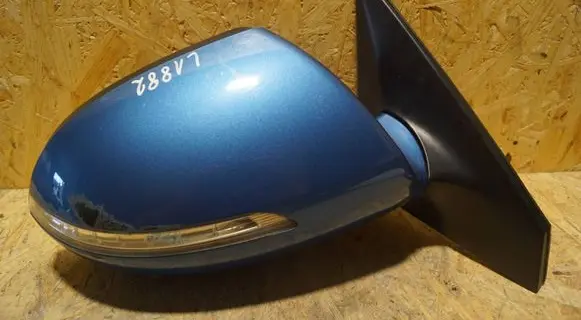 KIA Sportage Front door electric wing mirror