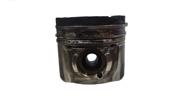 Volvo V50 Piston 