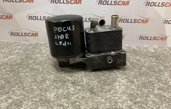 Ford Focus Engine oil radiator 1S4Q6A642AB