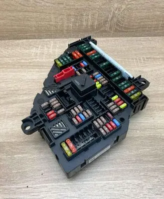 BMW 5 F10 F11 Fuse module 9252812 17033452