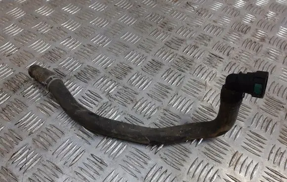 Ford Fiesta Engine coolant pipe/hose 8V2118K579