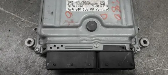 Mercedes-Benz A W169 Engine control unit/module ECU 0281012061