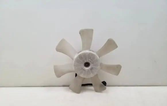 Mazda CX-7 Radiator cooling fan shroud