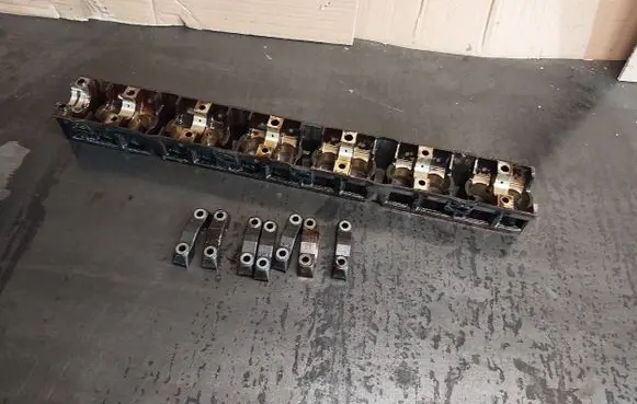 BMW 5 E39 Other engine bay part 1748042F