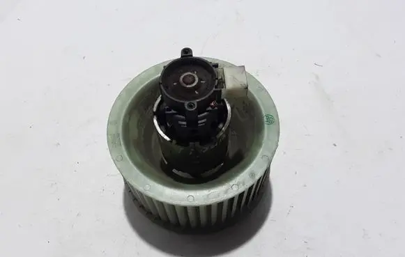 Renault Trafic III (X82) A/C air flow flap actuator/motor 694040434