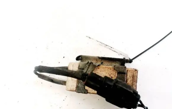 Toyota Yaris Coolant fan relay 