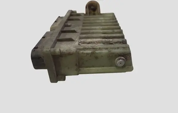 Opel Zafira A Coolant fan relay 24410130 804027
