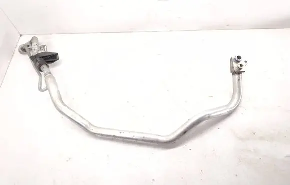 Air conditioning (A/C) pipe/hose