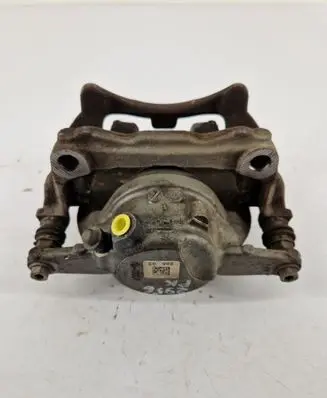 Mercedes-Benz C W205 Front brake caliper 