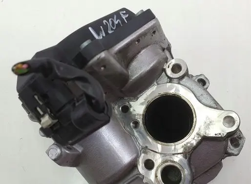 Mercedes-Benz C W204 EGR valve A6511400460