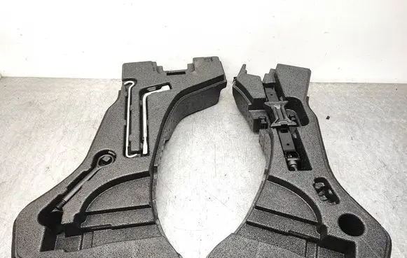 Toyota Prius (XW50) Spare wheel section trim 6499547040 6499747050