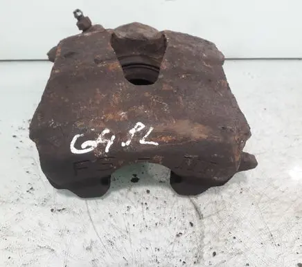 Volkswagen Golf IV Front brake caliper