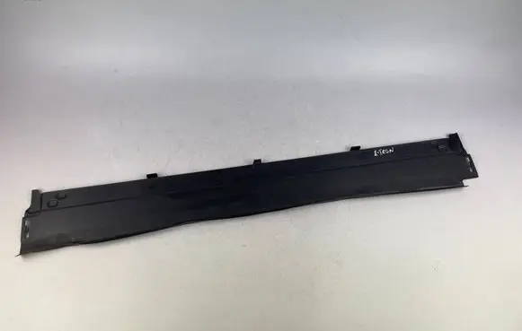 Audi e-tron Radiator trim 4KE121285C