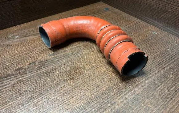 Iveco Daily 3rd gen Intercooler hose/pipe 504116893