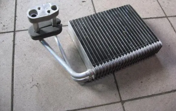 Air conditioning (A/C) radiator (interior)