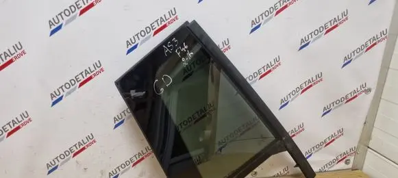 Rear vent window glass